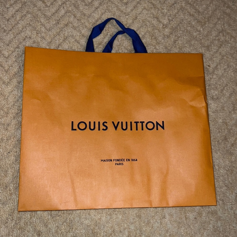 Medium Louis Vuitton shopping bag